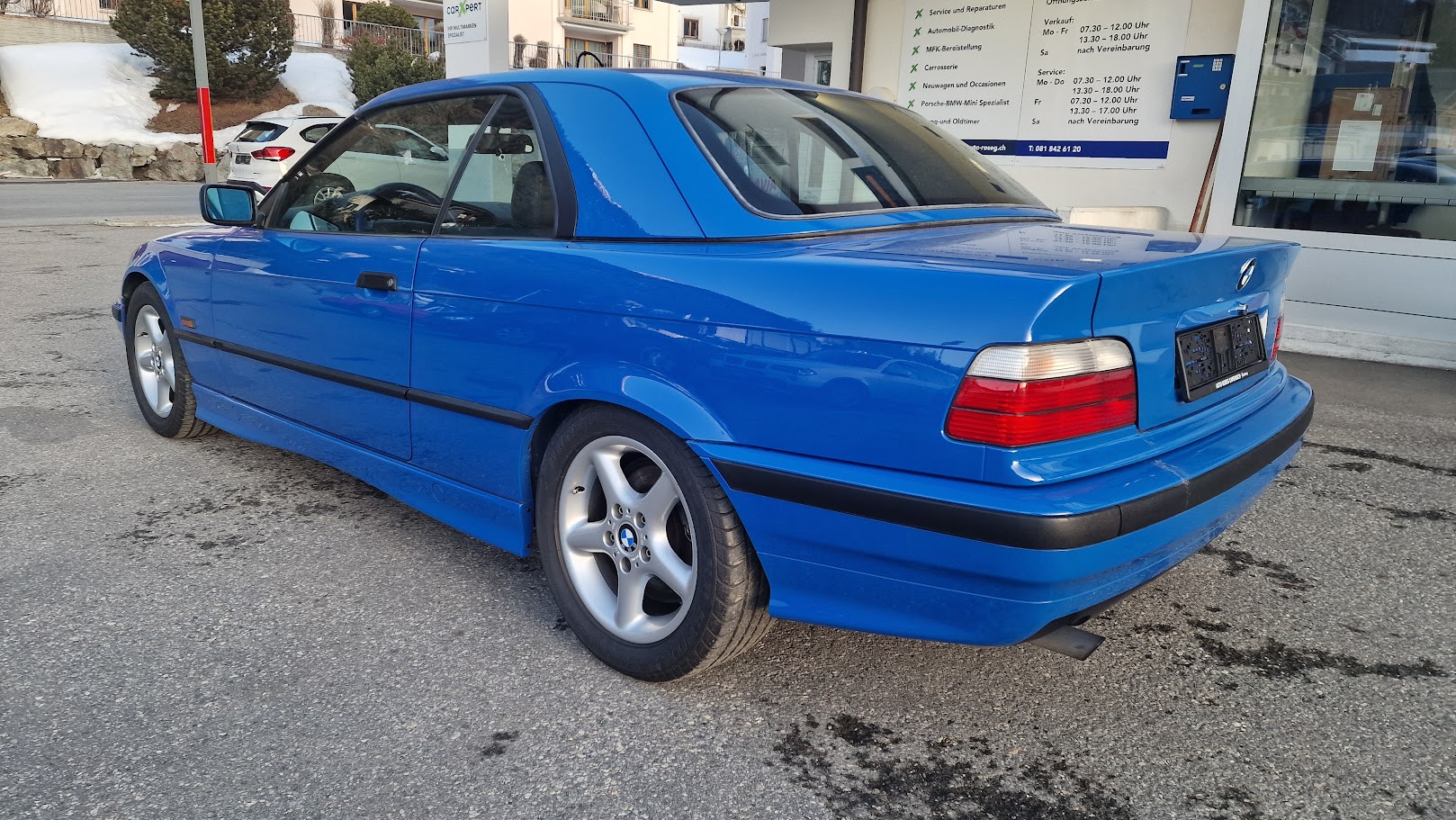 BMW 318i Cabriolet – Bild 7