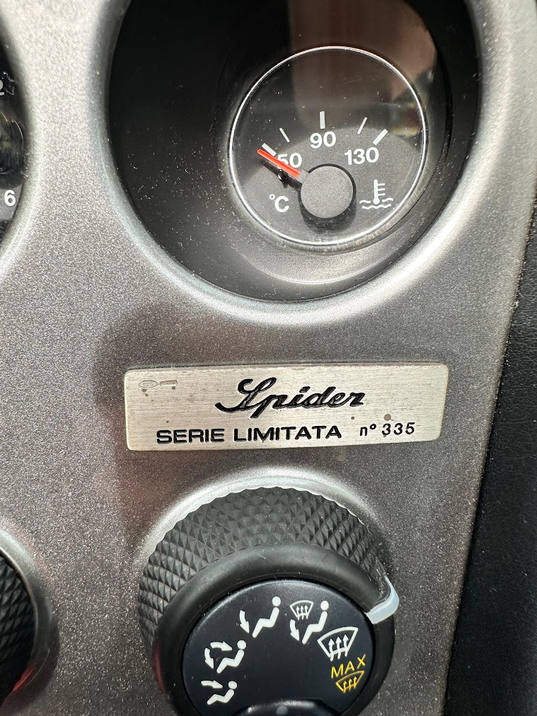 Alfa Romeo Spider (916) 3.0 V6 24V – Bild 9
